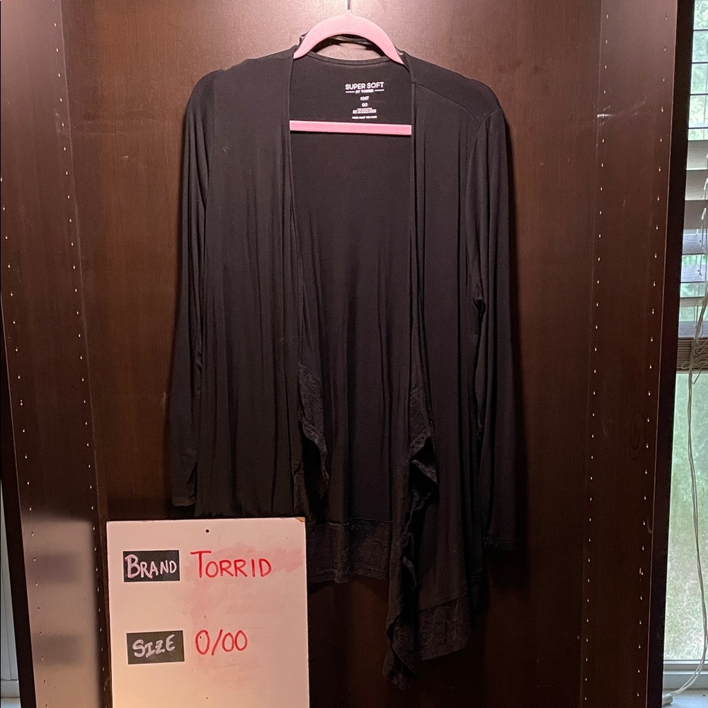 LastChanceB4GoodWill Torrid Black Drape Cardigan